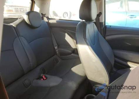 2009 Mini Cooper z USA, uszkodzony, nr VIN WMWMF33559TW70144